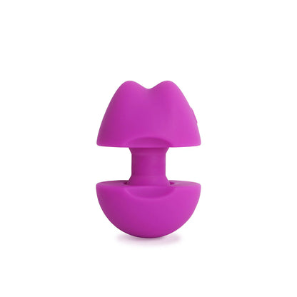 Fotografía del vibrador emergente plusOne® extendido, con la vista de su extremo de picos dobles diseñado para estimulación precisa.