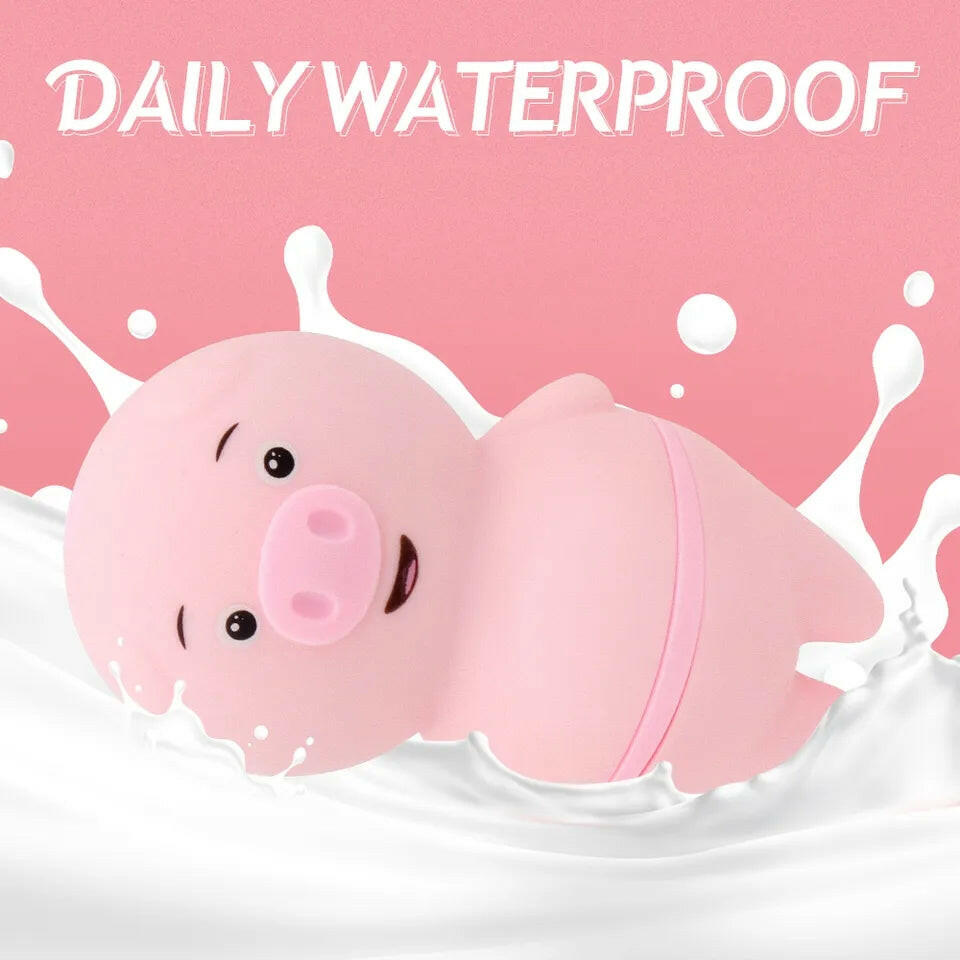 Disfruta de la lengua oscilante de PiggyLick, un vibrador silencioso, recargable y compacto que brinda estimulación rítmica y realista.